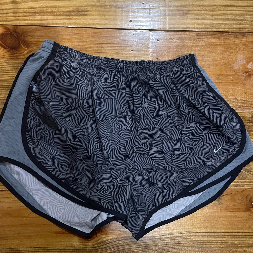 Nike shorts size large